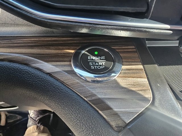 Used 2020 Ford Explorer Limited image 33