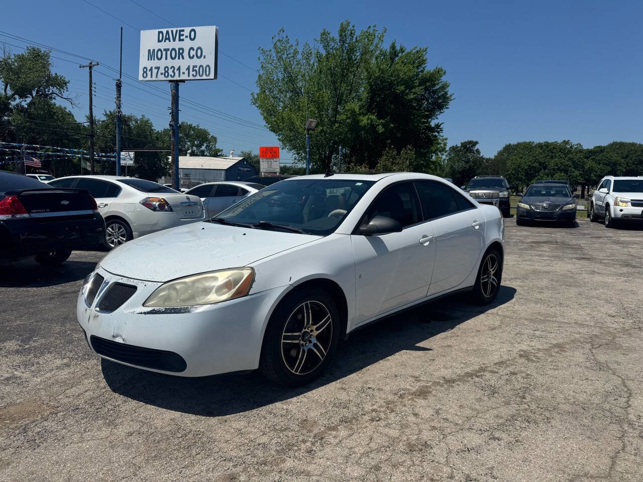 Used 2009 Pontiac G6 Sedan w/ Sun And Sound Package FWD image 1