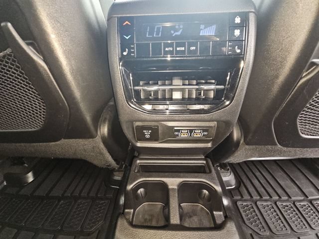 Used 2021 Jeep Grand Cherokee L Limited w/ Trailer Tow Group (B) AWD/4WD image 24