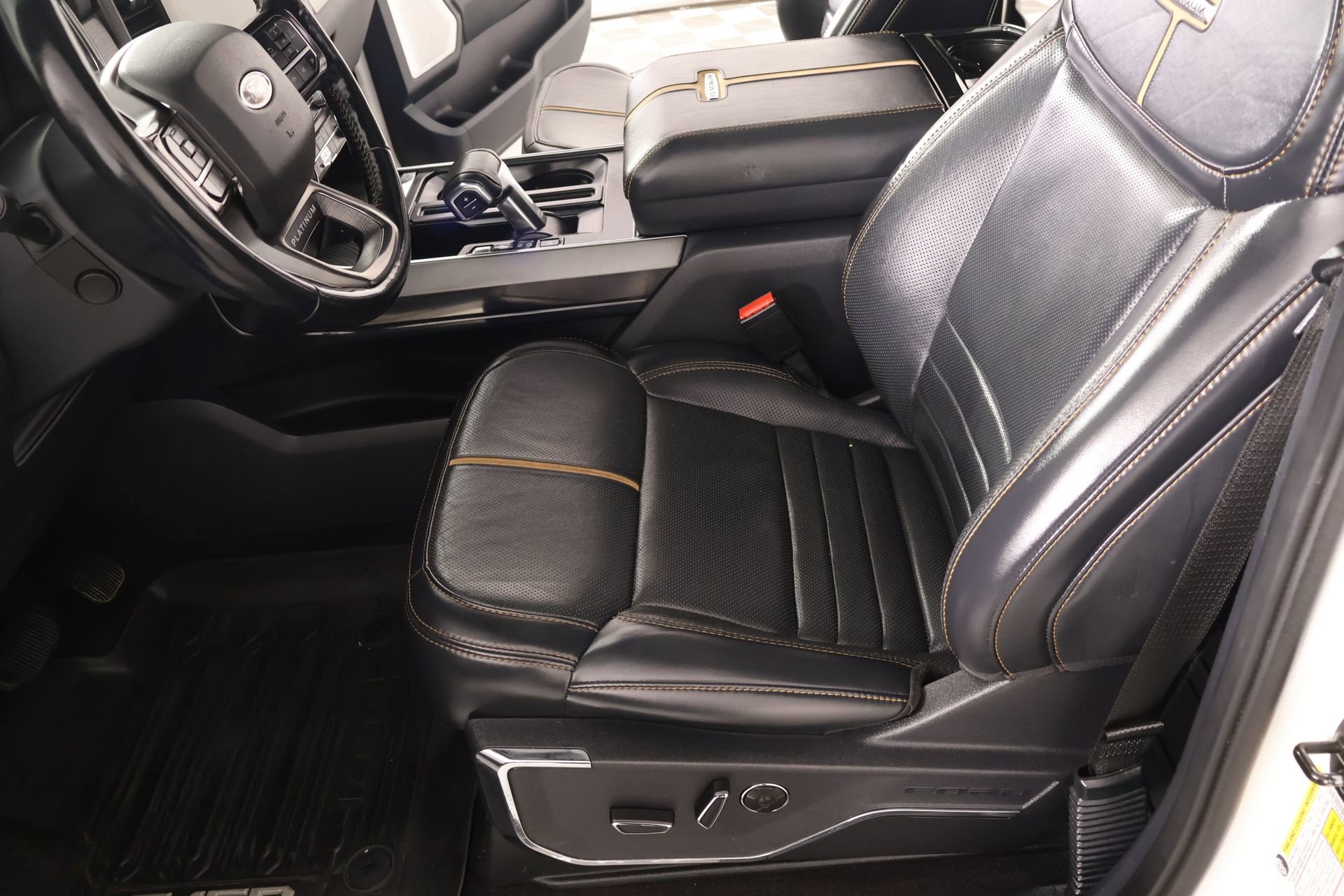 Used 2021 Ford F150 Platinum w/ Equipment Group 701A High image 13