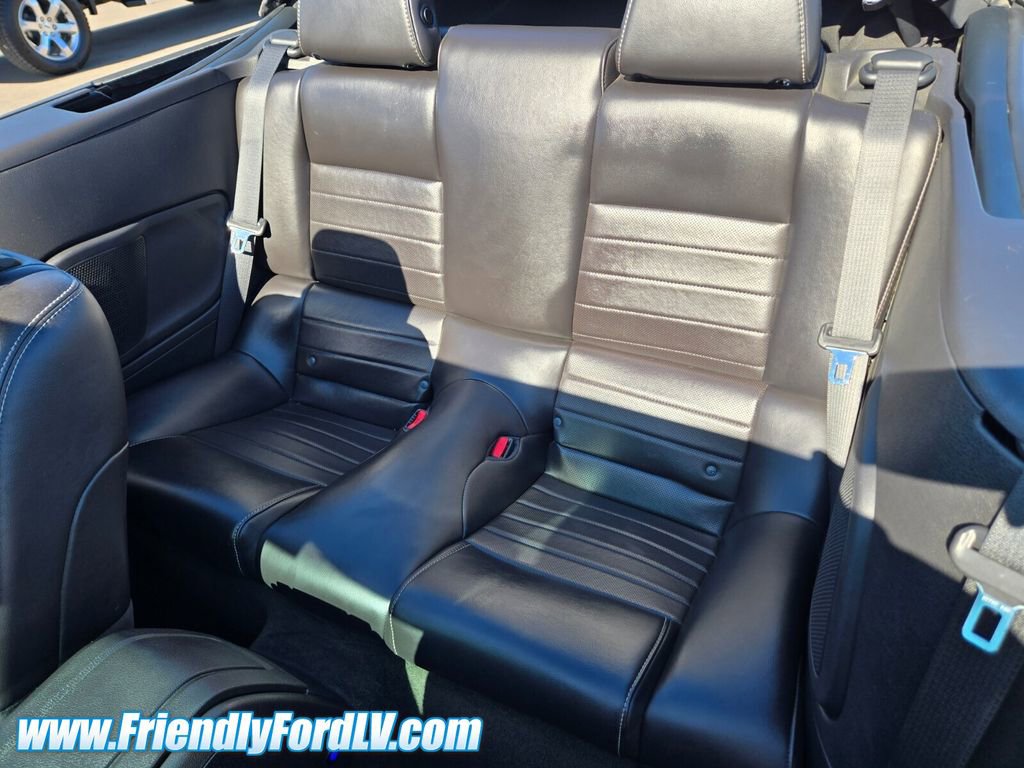 Used 2013 Ford Mustang Premium RWD image 9