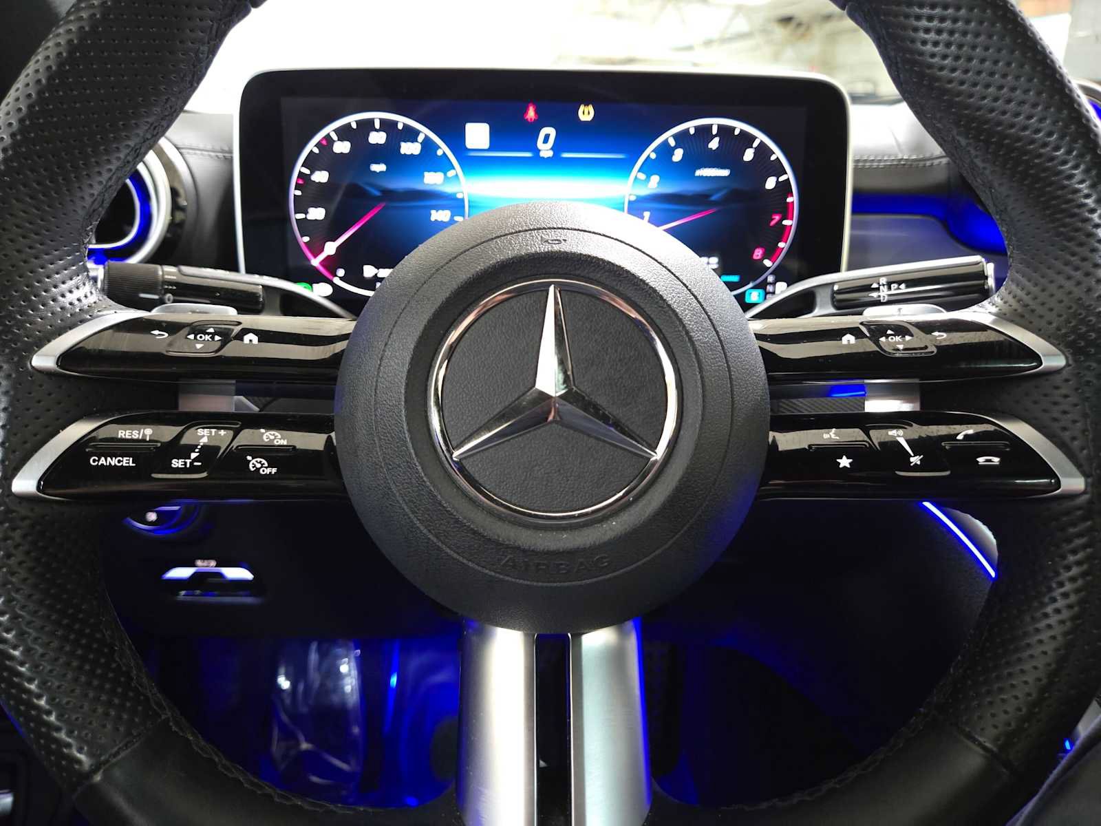 Certified 2025 Mercedes-Benz CLE 300 4MATIC Coupe image 22
