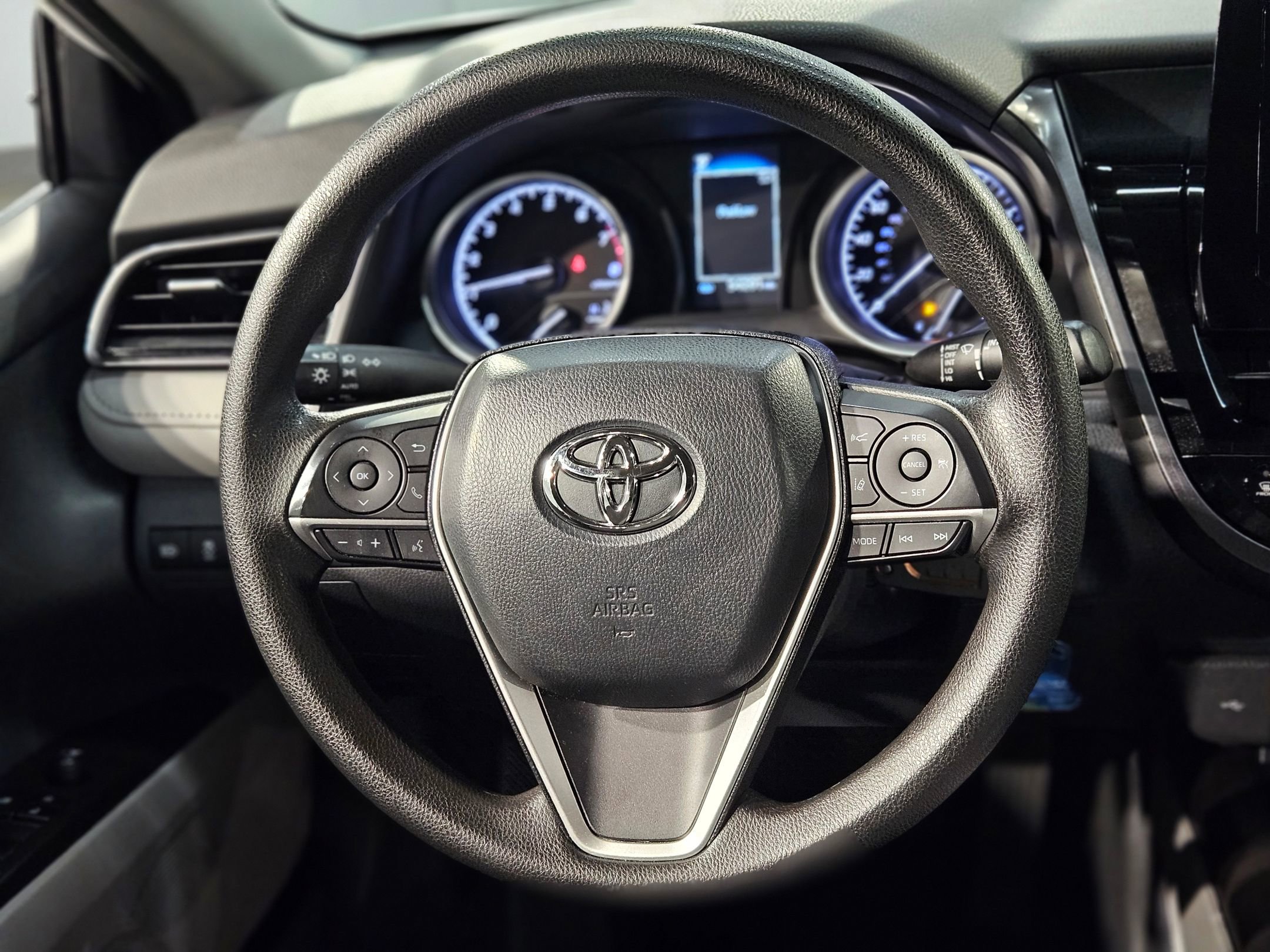 Used 2023 Toyota Camry LE image 25