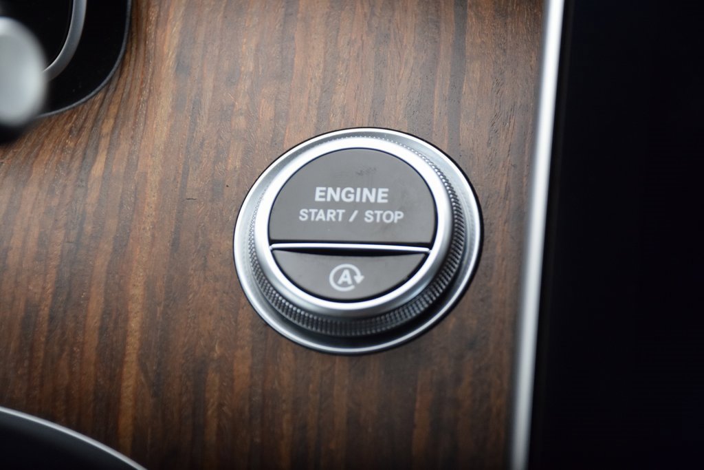 Certified 2025 Mercedes-Benz C 300 Sedan image 28