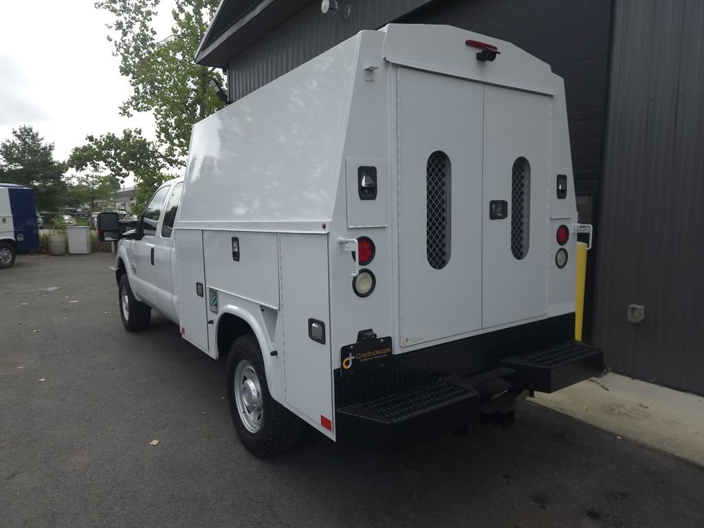 Used 2015 Ford F350 XL w/ Power Equipment Group AWD/4WD image 3