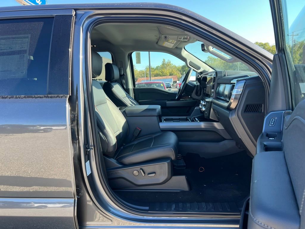 New 2026 Ford F250 Lariat w/ Lariat Premium Package image 23