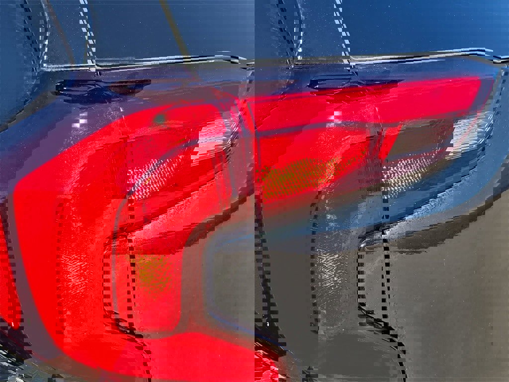 Used 2020 GMC Terrain SLT image 30