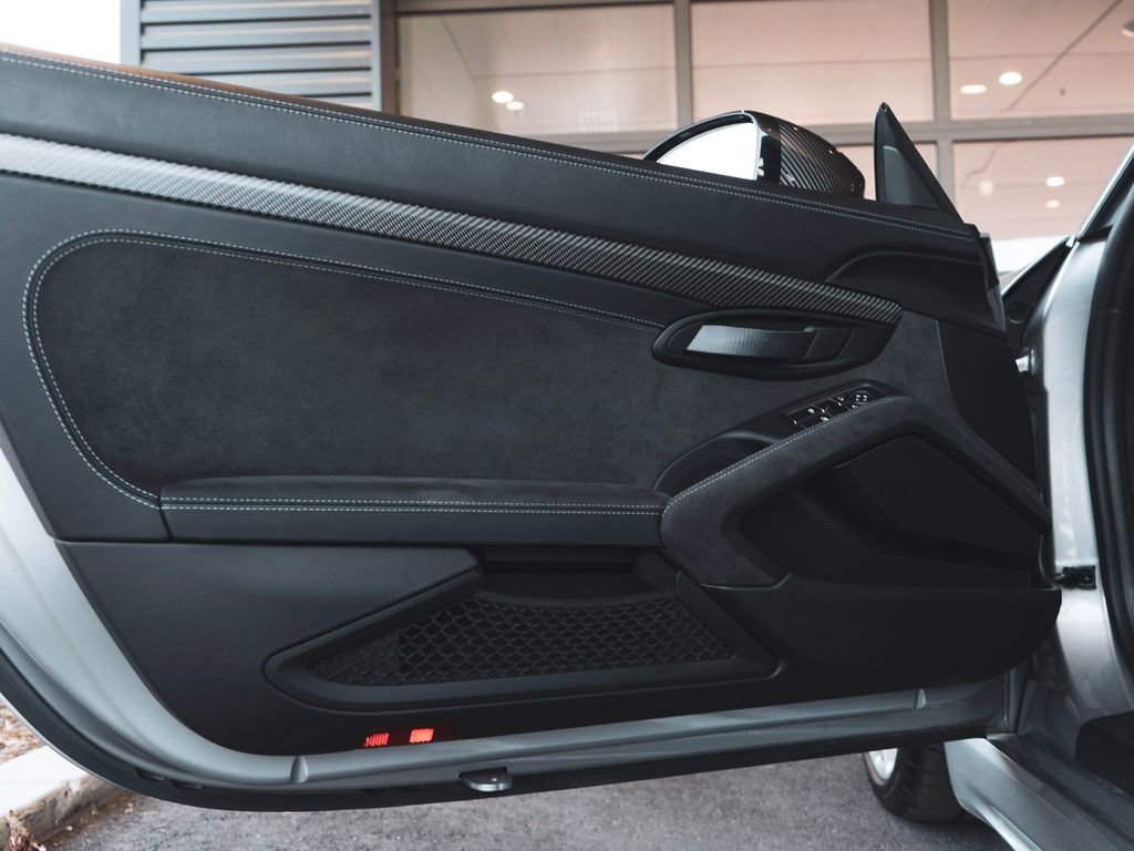 Used 2024 Porsche 718 Cayman GT4 RS image 27