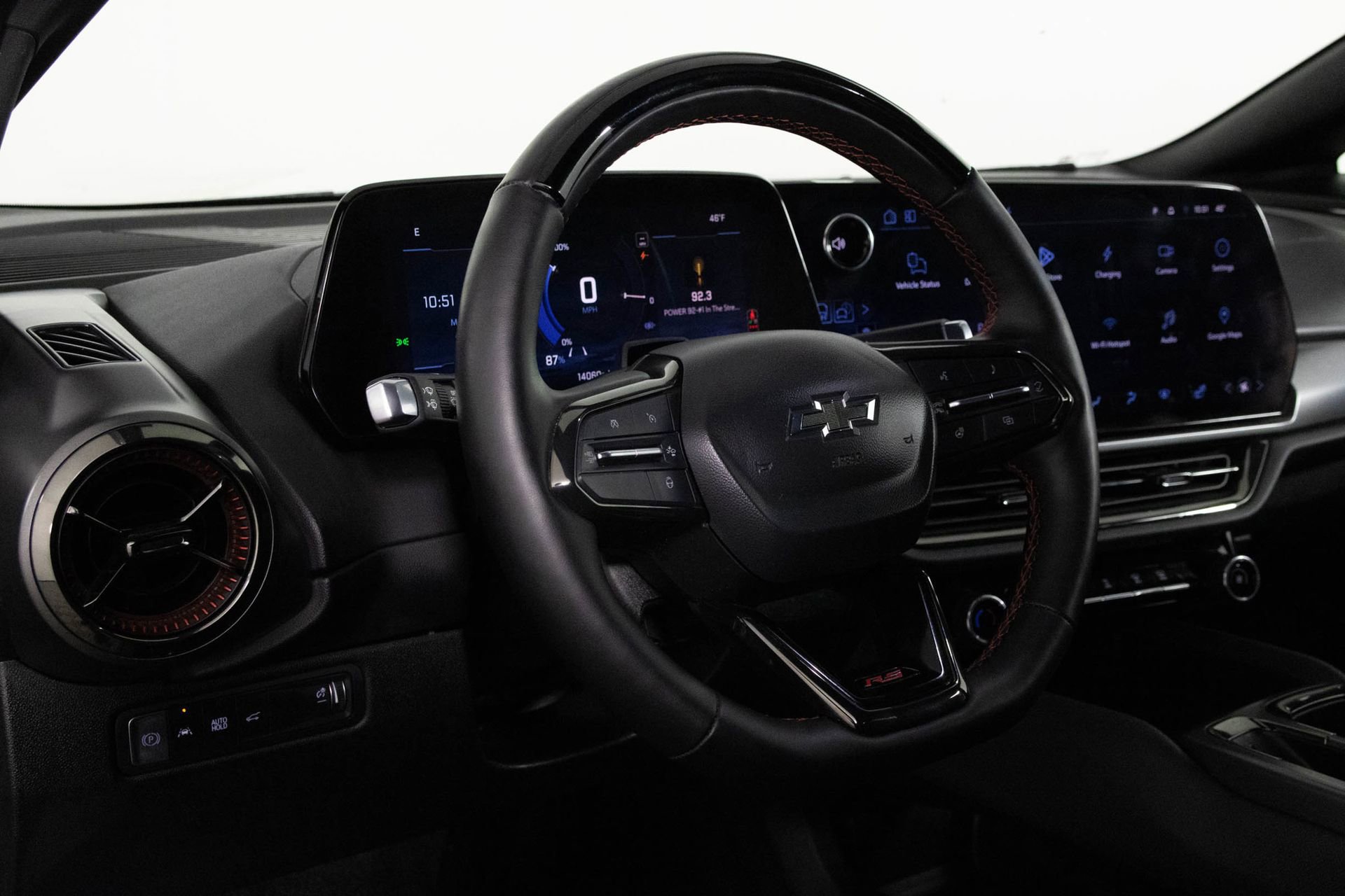 Certified 2024 Chevrolet Equinox EV RS image 31