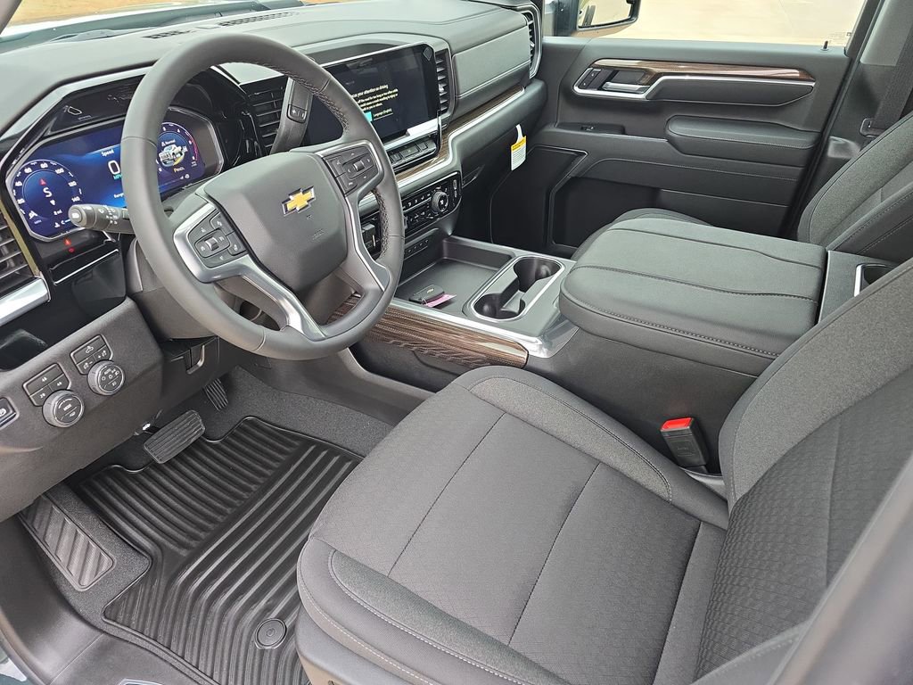 New 2026 Chevrolet Silverado 3500 LT image 15
