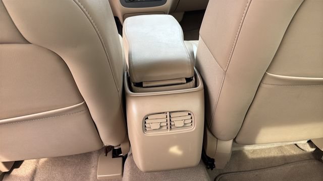 Used 2011 Buick Lucerne CXL FWD image 20