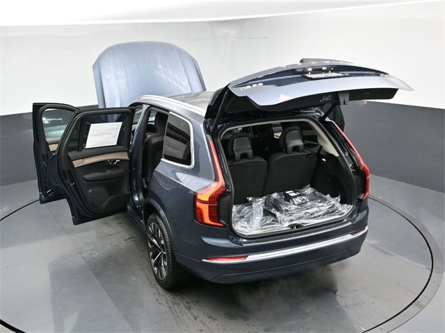 New 2026 Volvo XC90 B6 Plus w/ Protection Package Premier image 53