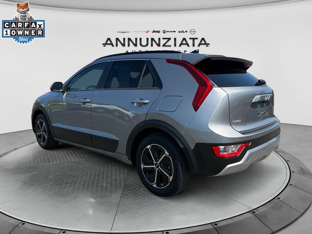 Certified 2023 Kia Niro LX FWD image 3