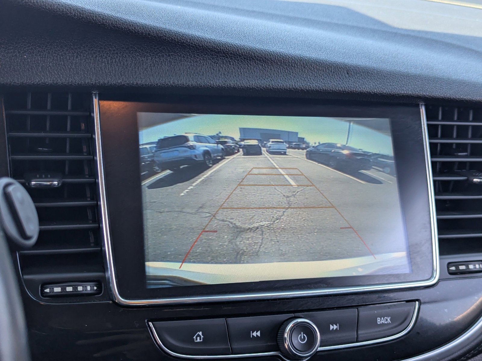 Used 2019 Buick Encore Essence w/ Experience Buick Package image 23