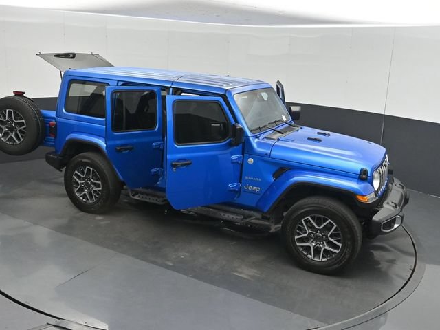 Used 2024 Jeep Wrangler Unlimited Sahara w/ Technology Group AWD/4WD image 59