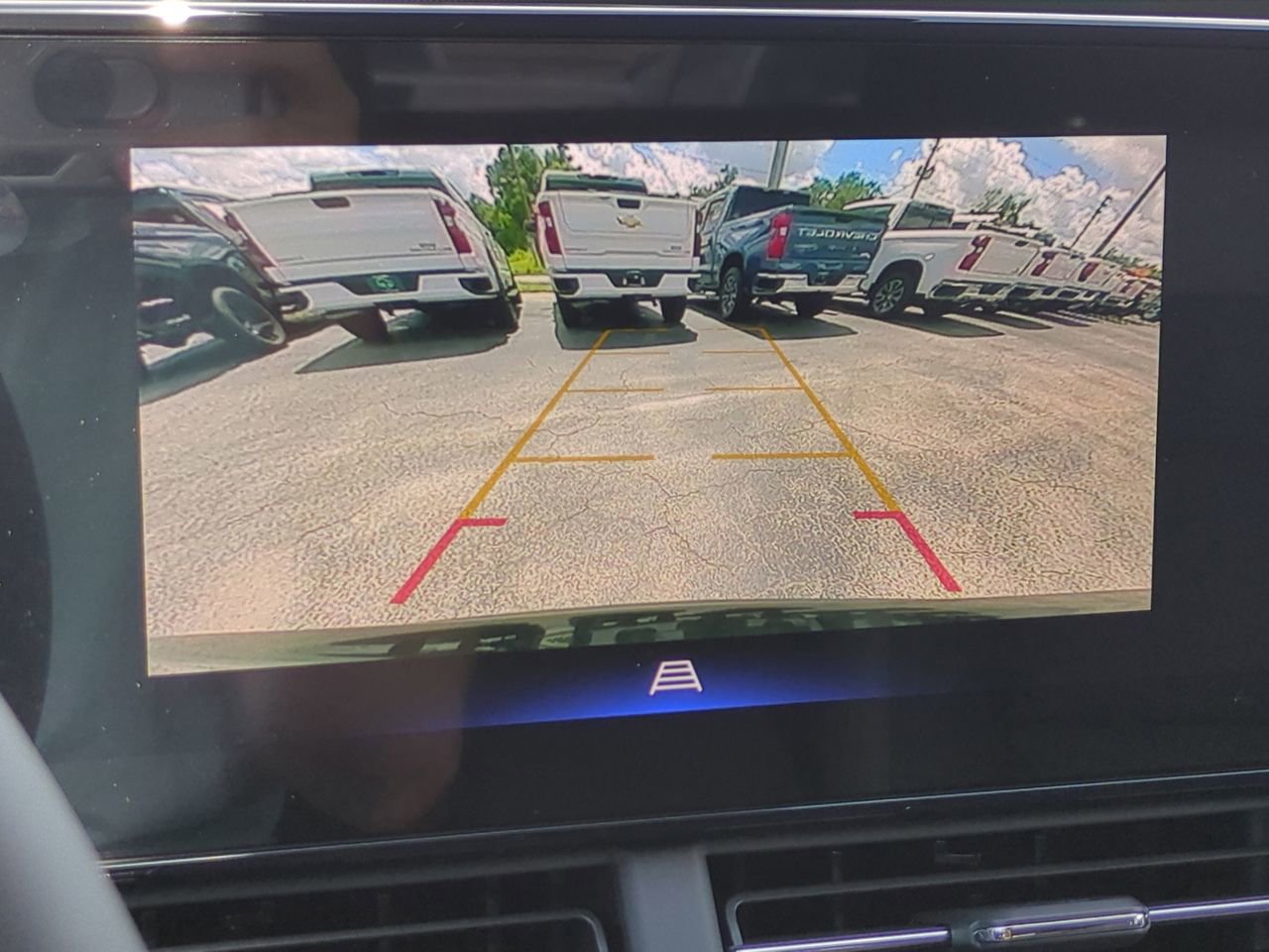 New 2026 Chevrolet Trax ACTIV w/ Driver Confidence Package FWD image 19