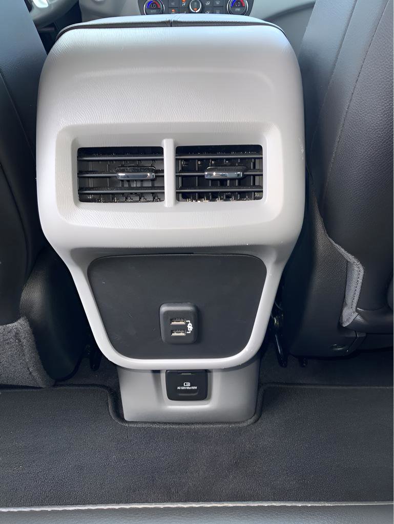 Used 2021 GMC Terrain SLT image 17