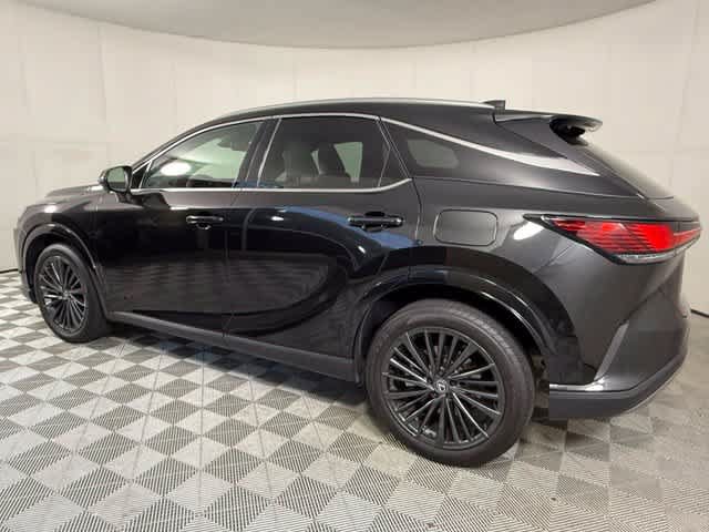 Used 2025 Lexus RX 350 Premium w/ Convenience Package FWD image 4