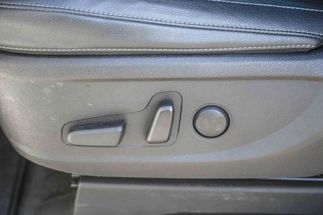 Used 2023 Kia Telluride EX w/ EX Captain's Chair Package image 24