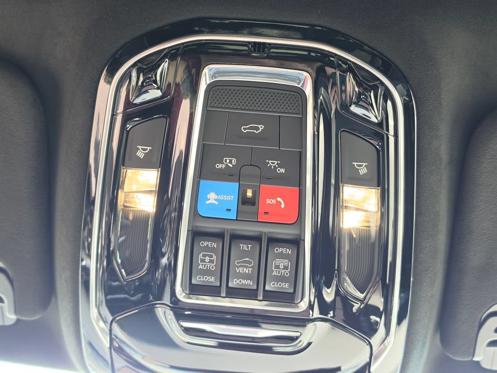 New 2026 Jeep Grand Wagoneer Summit AWD/4WD image 29