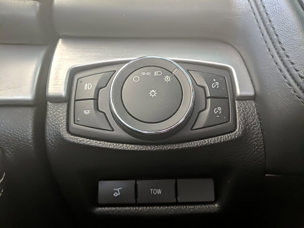 Used 2017 Ford Explorer Platinum image 26