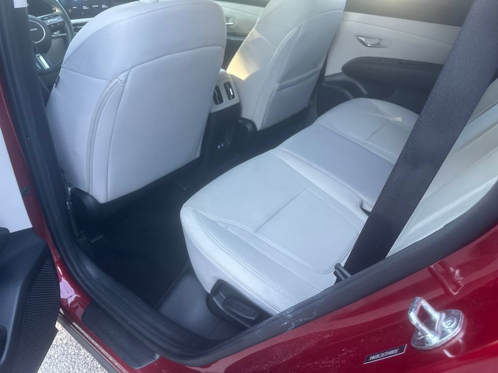 Used 2025 Hyundai Tucson SEL AWD/4WD image 14