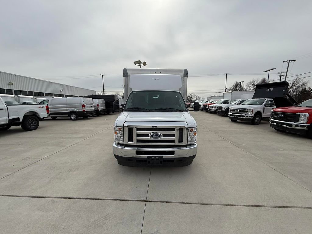 New 2025 Ford E-350 and Econoline 350 Super Duty w/ Power Equipment Group RWD image 9