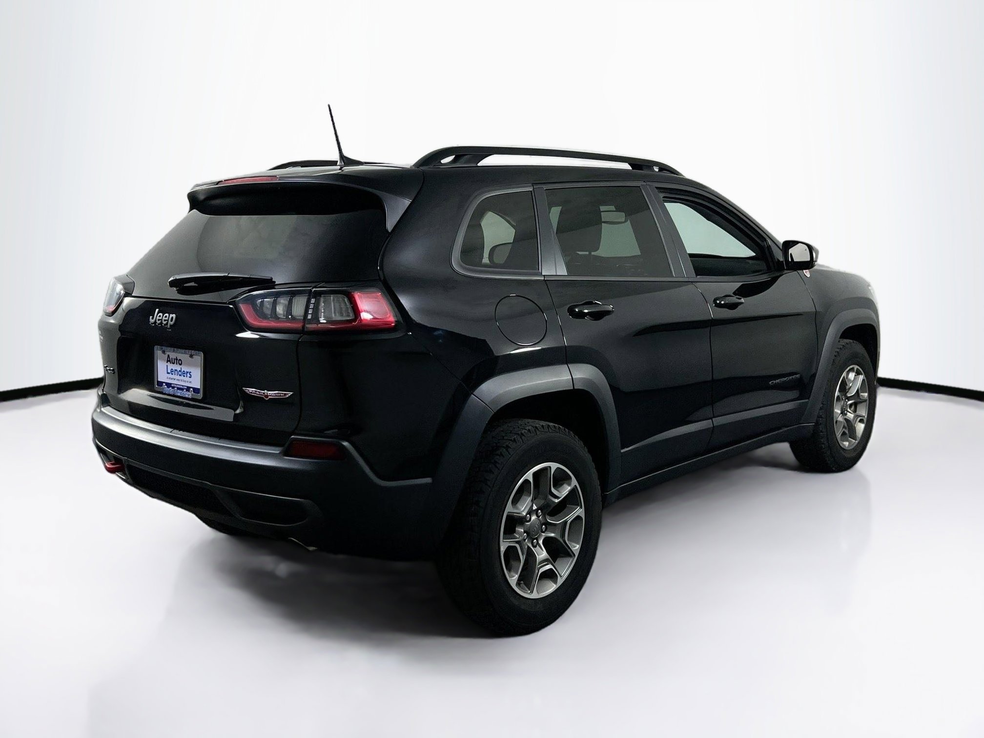 Used 2022 Jeep Cherokee Trailhawk w/ Premium Leather Package image 5
