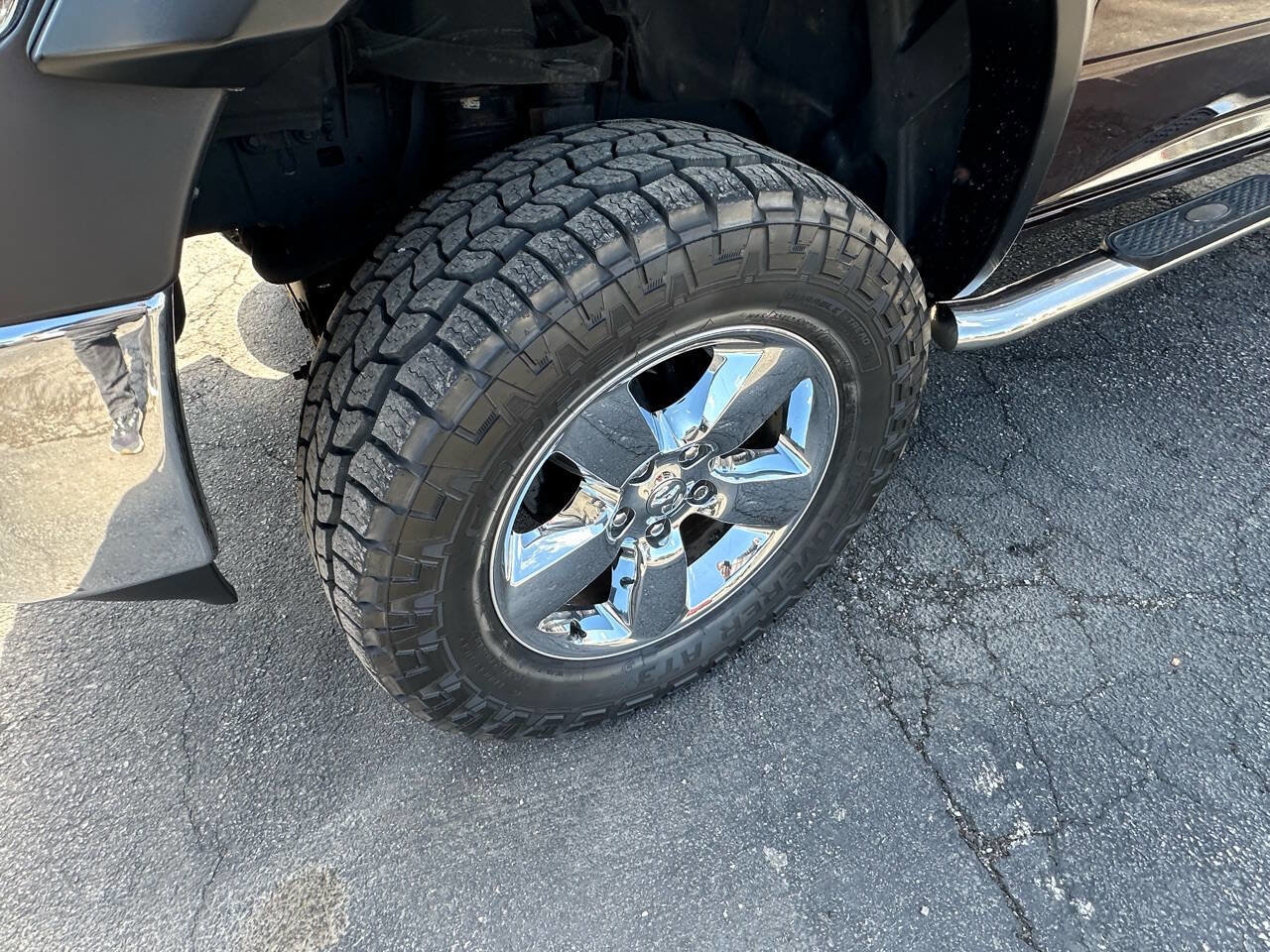 Used 2015 RAM 1500 ST w/ SXT Appearance Group image 10