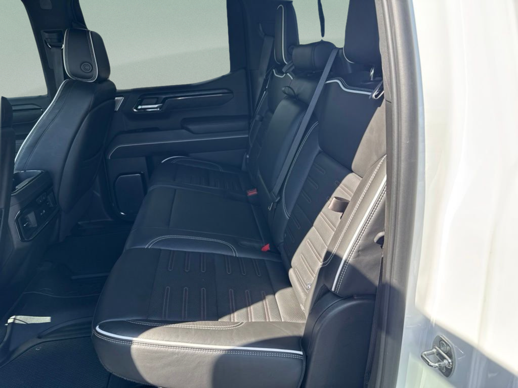 Used 2022 GMC Sierra 1500 AT4X AWD/4WD image 11
