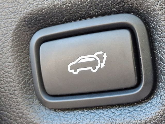 Used 2023 Hyundai Santa Fe SEL image 31