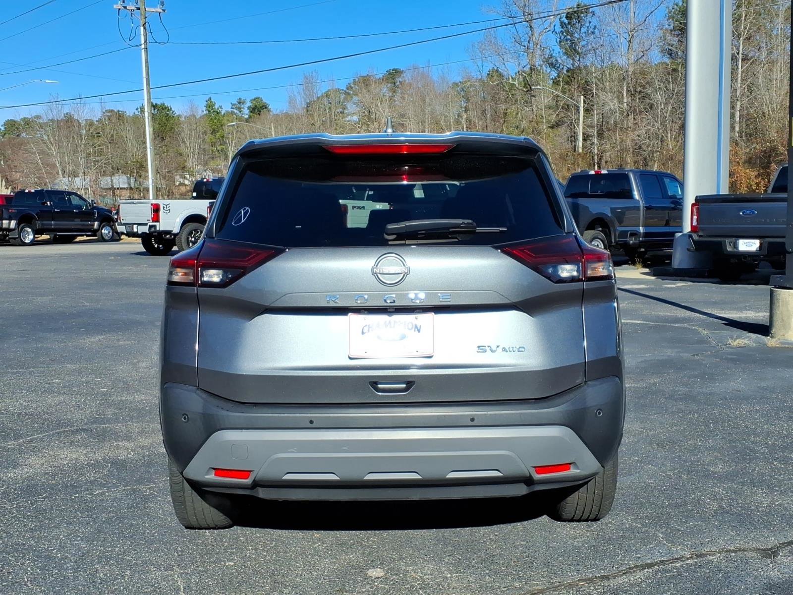 Used 2023 Nissan Rogue SV image 22