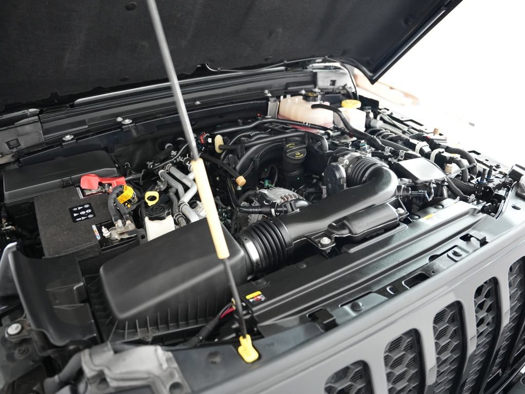 Used 2023 Jeep Gladiator Sport AWD/4WD image 49