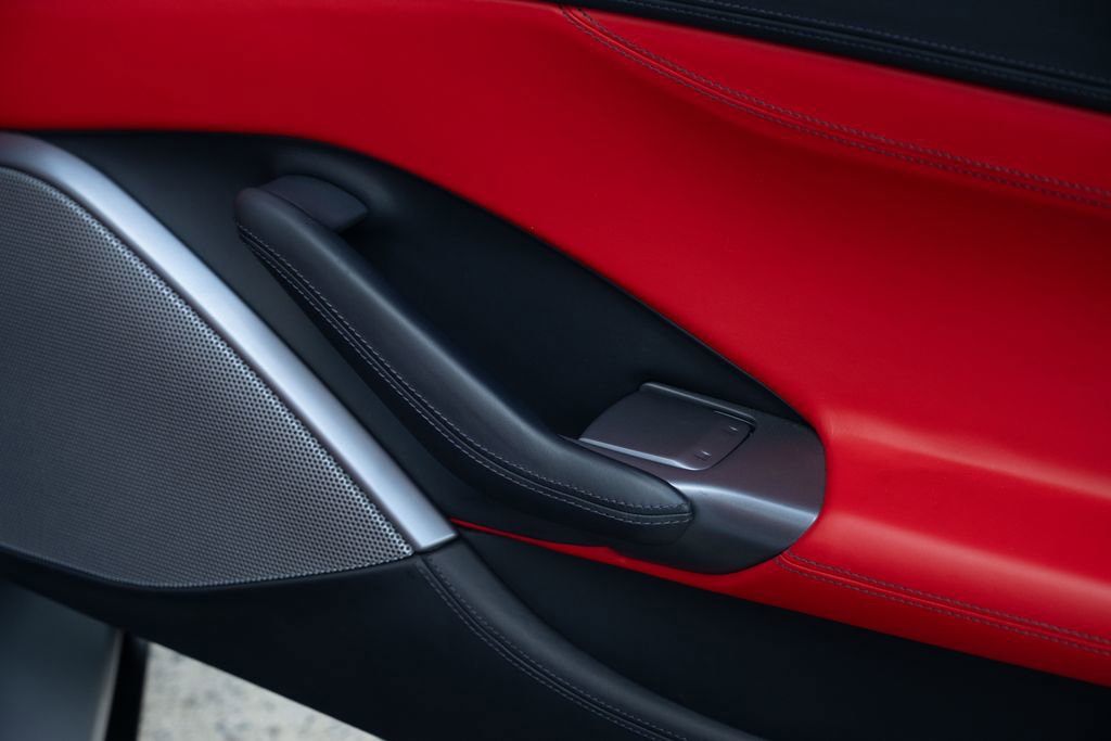 Used 2019 Ferrari Portofino image 55