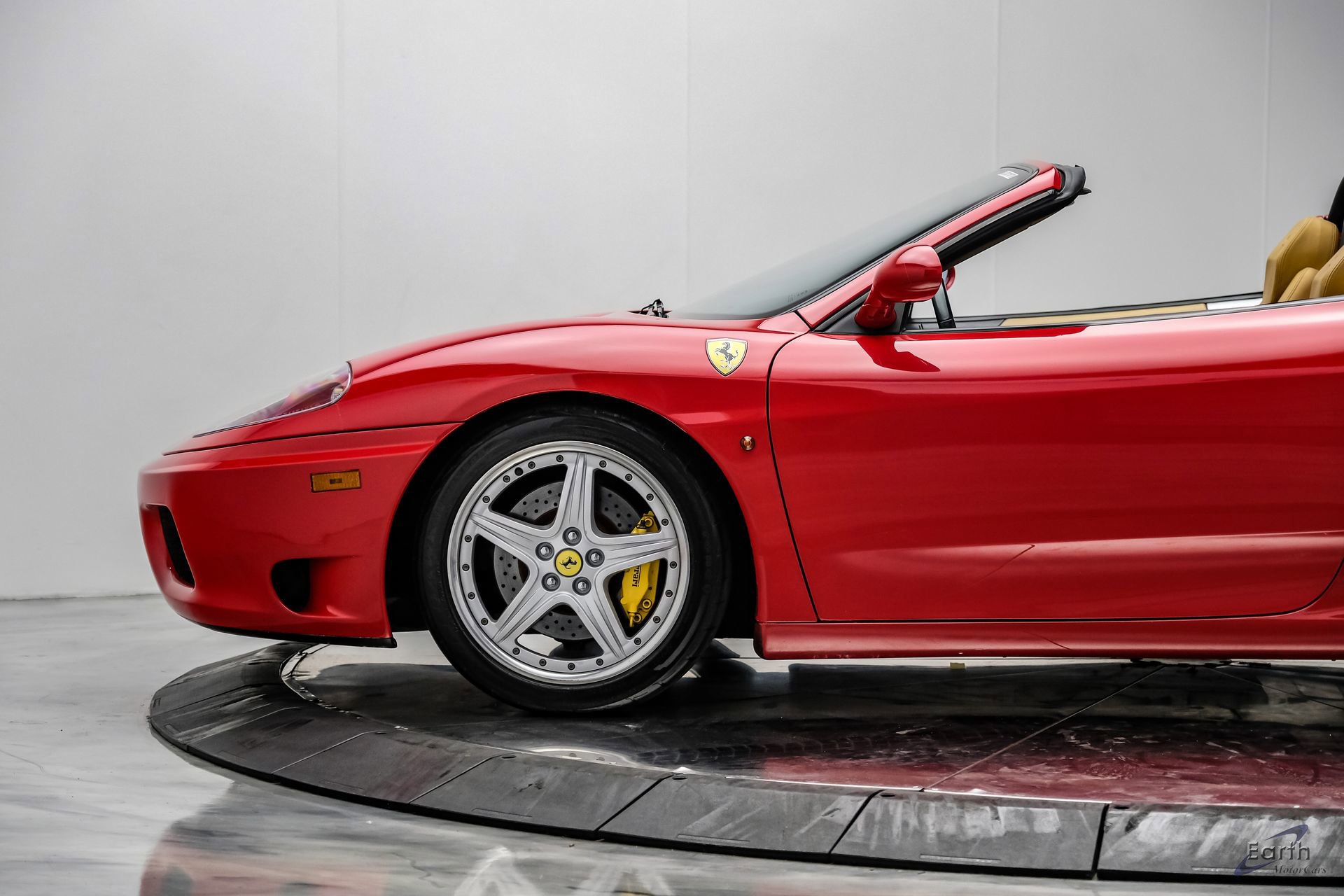 Used 2004 Ferrari 360 Spider image 11