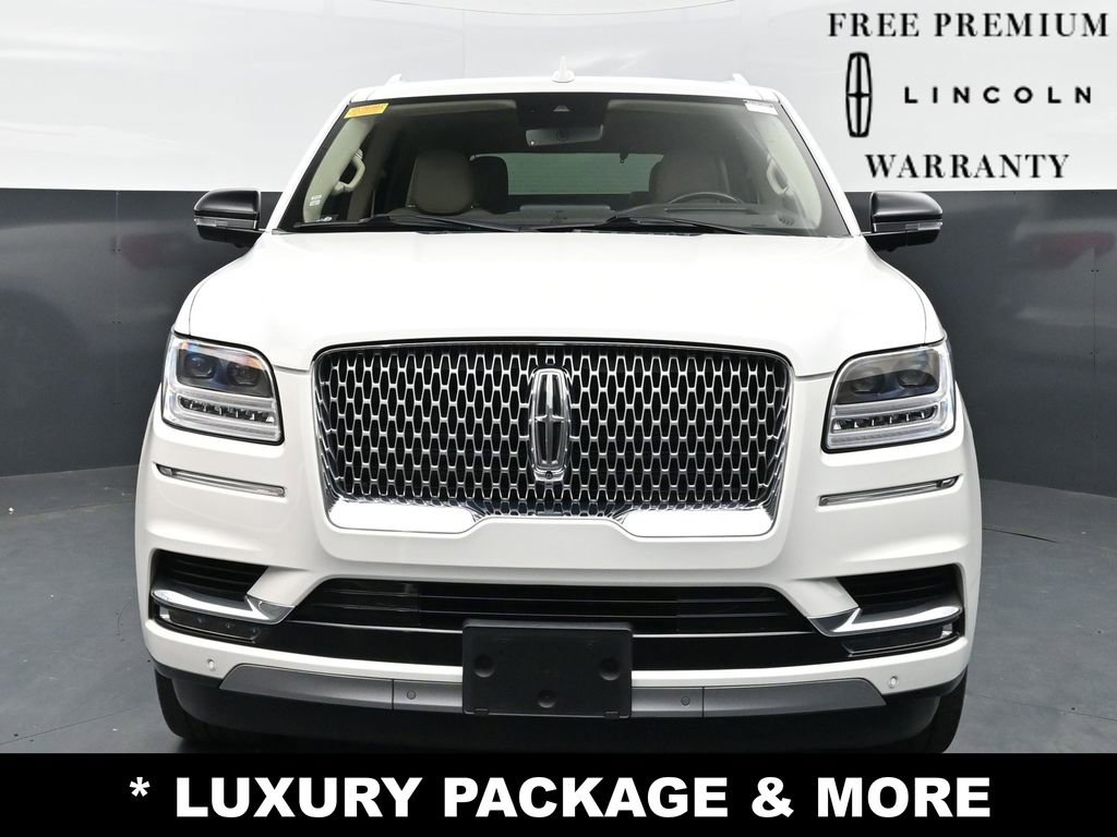 Used 2021 Lincoln Navigator Reserve w/ Luxury Package RWD image 2