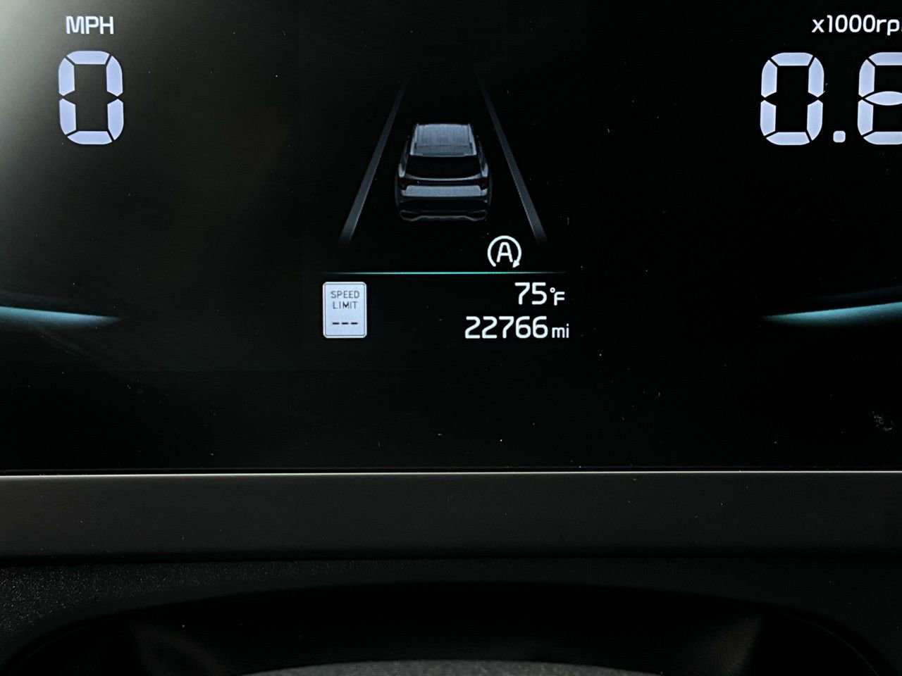 Used 2025 Kia Sportage LX image 36