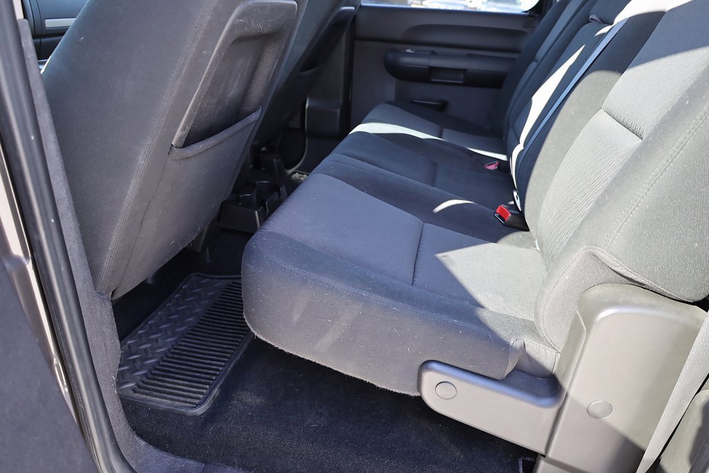 Used 2011 Chevrolet Silverado 2500 LT w/ Interior Plus Package image 18