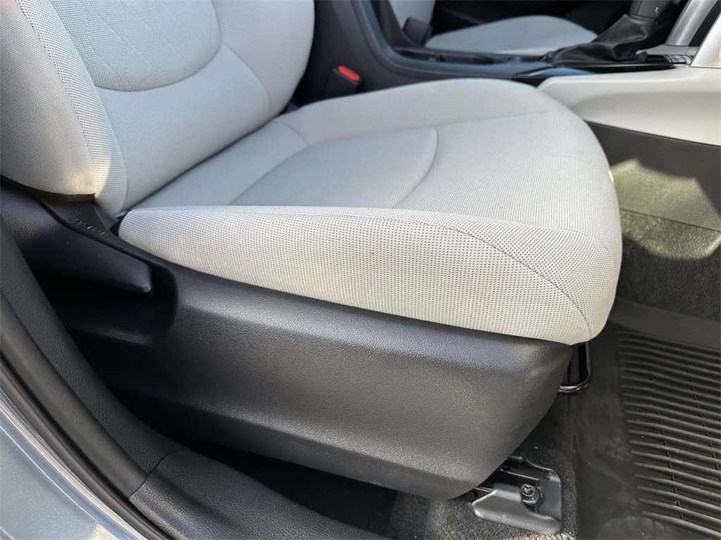 Certified 2023 Toyota Corolla Cross L image 13