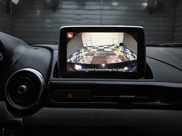 Used 2017 FIAT 124 Spider Abarth RWD image 24