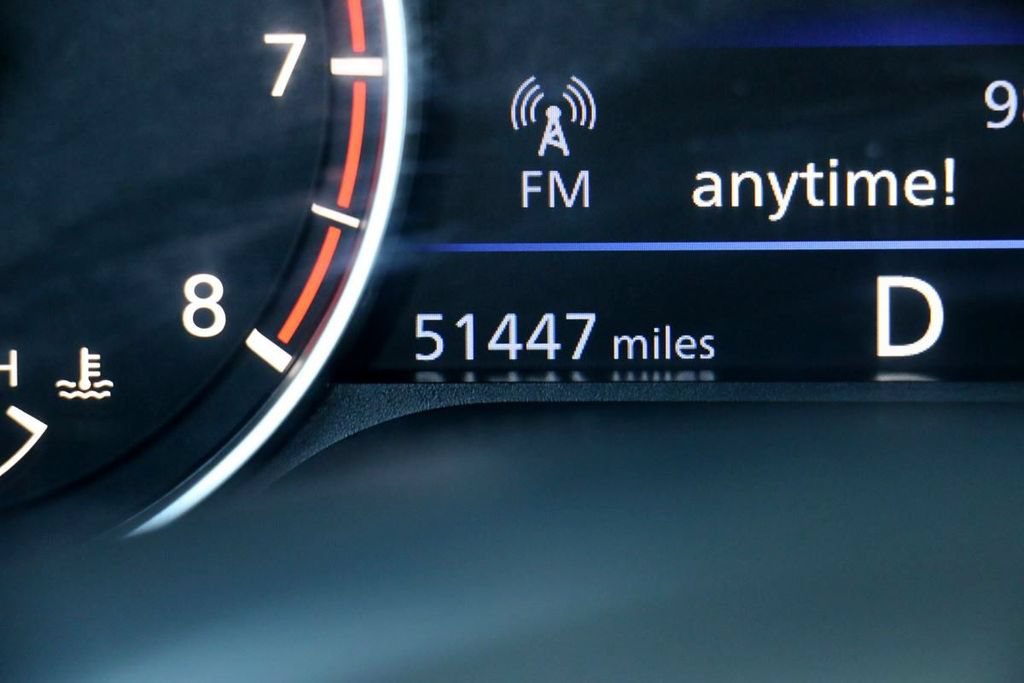 Used 2025 Nissan Altima 2.5 SV FWD image 10