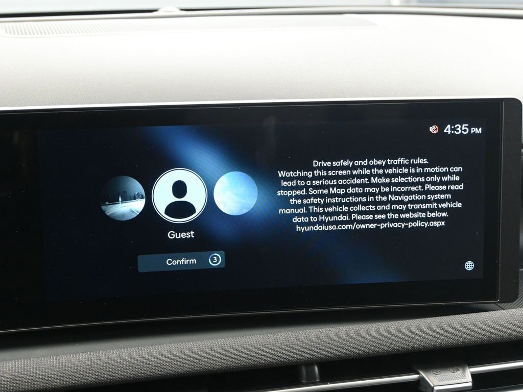 Certified 2025 Hyundai Santa Cruz Limited image 24