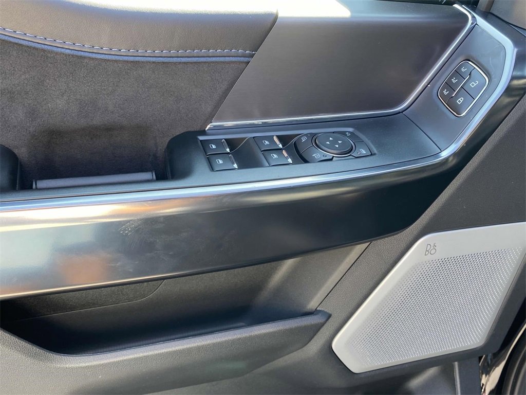 New 2025 Ford F150 Platinum w/ Equipment Group 702A High image 18