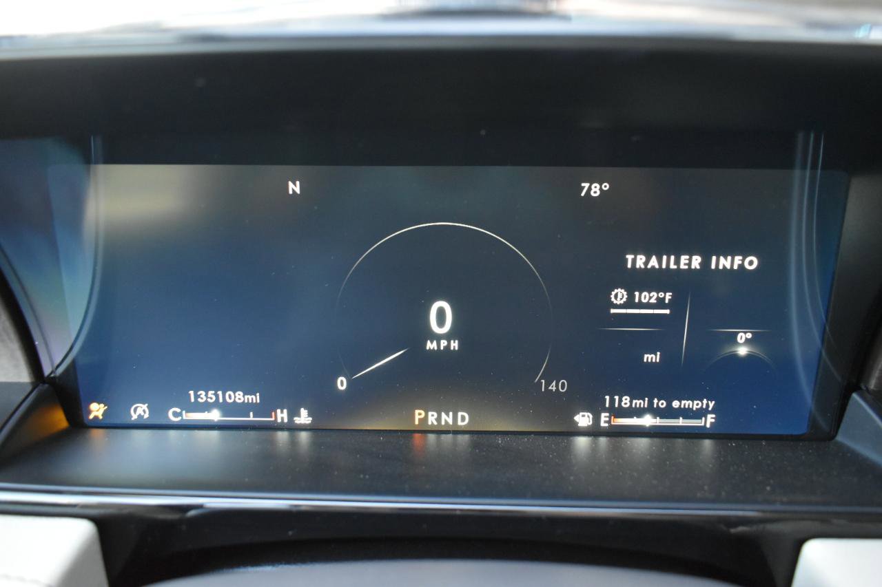 Used 2018 Lincoln Navigator Select RWD image 17