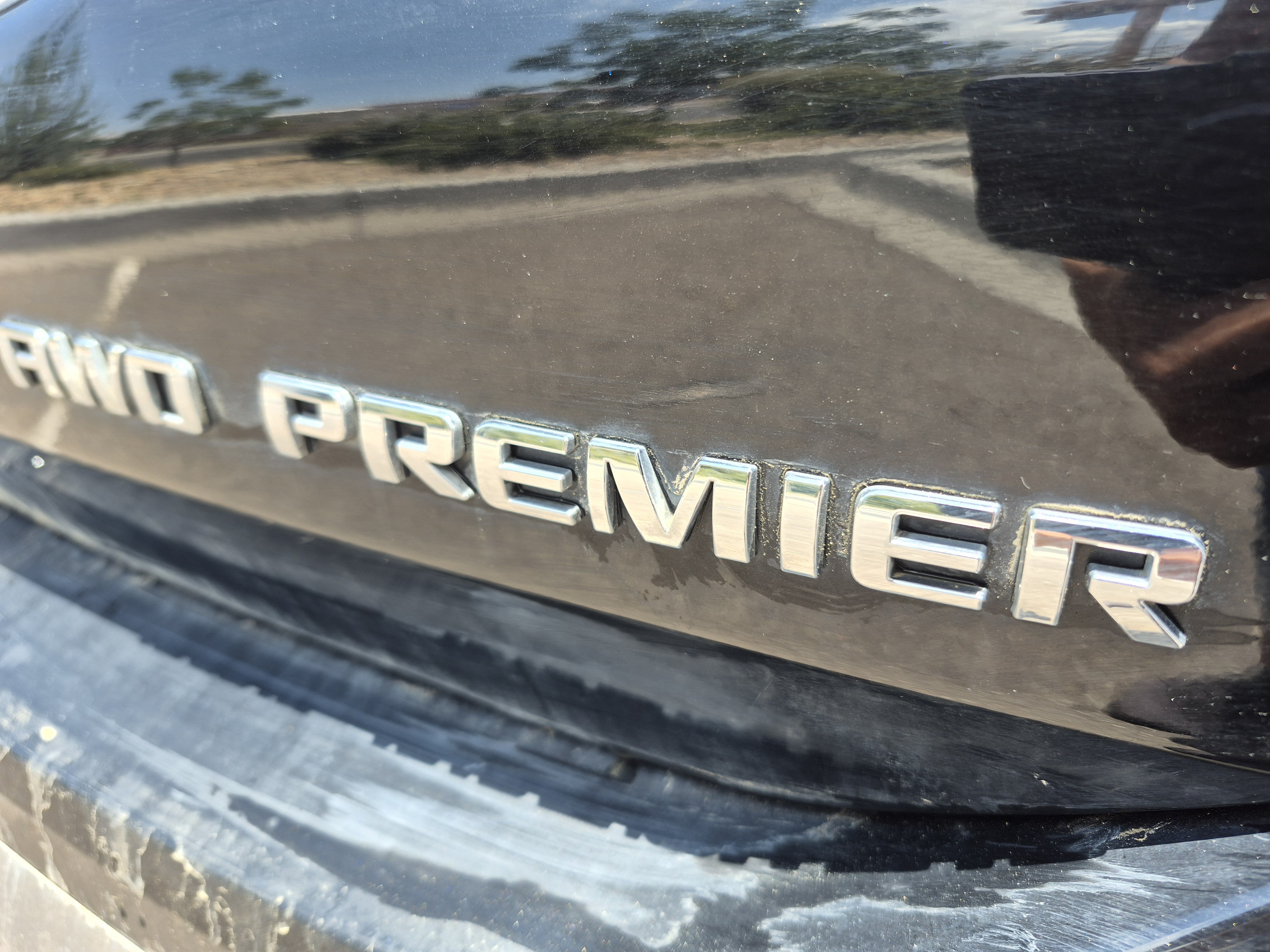 Used 2020 Chevrolet Equinox Premier AWD/4WD image 23