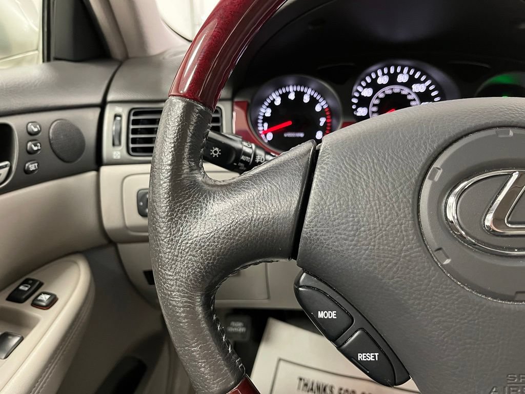 Used 2003 Lexus ES 330 FWD image 29