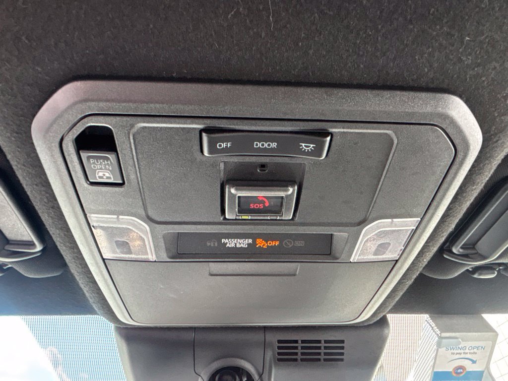 Used 2025 Toyota 4Runner SR5 AWD/4WD image 17