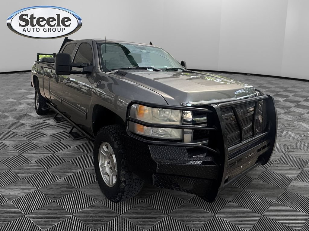 Used 2009 Chevrolet Silverado 3500 LTZ w/ Suspension Package, Off-Road AWD/4WD image 7