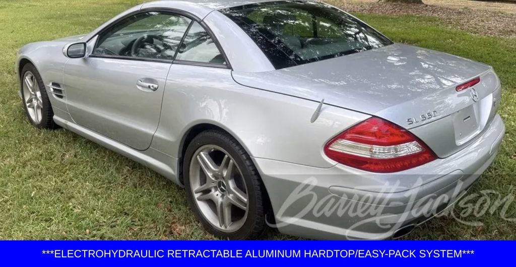 Used 2007 Mercedes-Benz SL 550 image 4