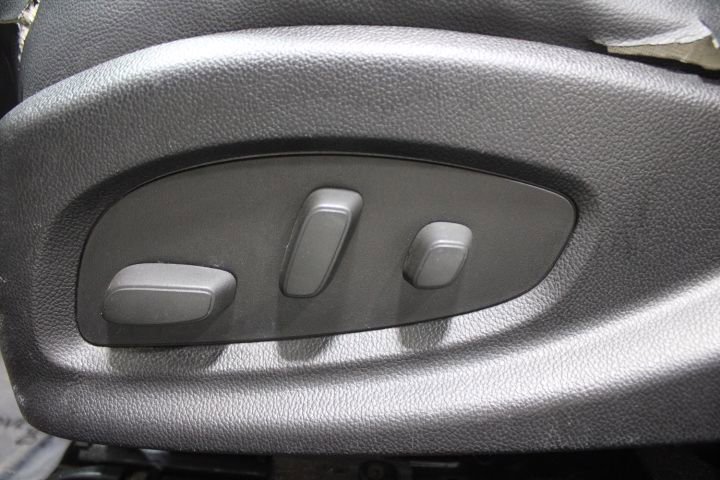 Used 2014 Chevrolet Impala LT w/ Convenience Package FWD image 19